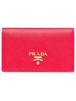 Prada: Розовая обложка 