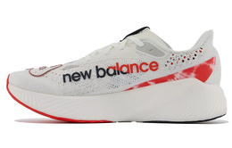 New Balance: Кроссовки  FuelCell