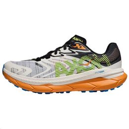 Hoka One One: Оранжевые кроссовки 