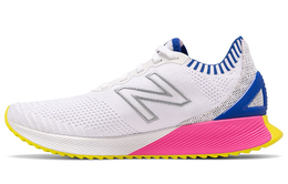 New Balance: Белые кроссовки  FuelCell