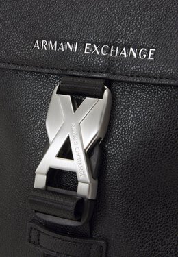 Armani Exchange: Чёрная сумка 