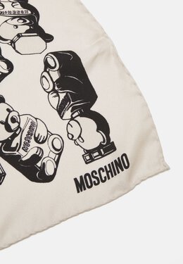 Moschino: Чёрный шарф 