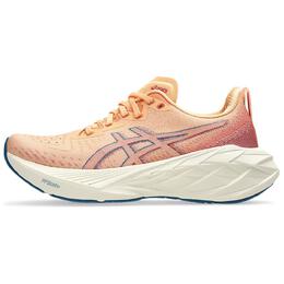 Asics: Светлые кроссовки  Novablast