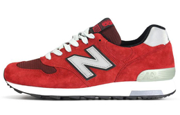 New Balance: Красные кроссовки 