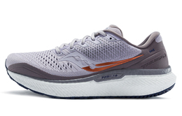 Saucony: Кроссовки  Triumph 18