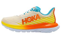 Hoka One One: Бежевые кроссовки 