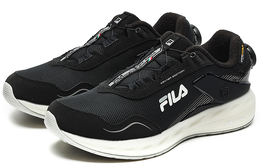 Fila: Чёрные кроссовки 