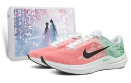 Nike: Зелёные кроссовки  Air