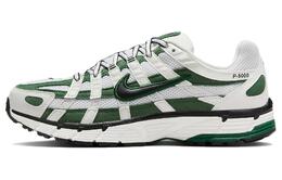 Nike: Белые кроссовки 