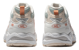 Asics: Кроссовки 