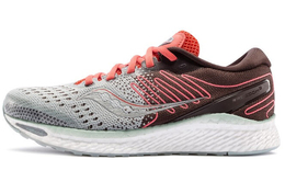 Saucony: Кроссовки  Freedom 3