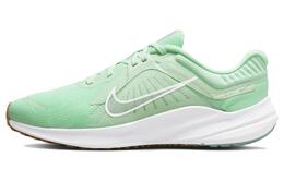 Nike: Кроссовки 