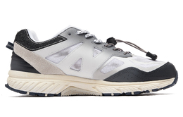 New Balance: Чёрные кроссовки 