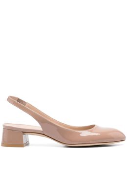 Stuart Weitzman: Светлые туфли 