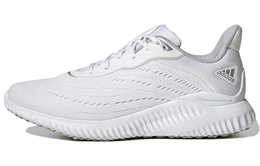 Adidas: Кроссовки 