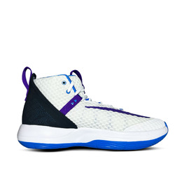 Nike: Белые кроссовки 