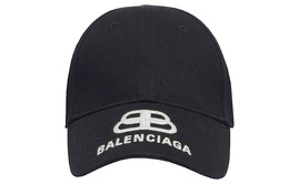 Balenciaga: Чёрная кепка 