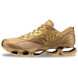 Mizuno: Золотые кроссовки 