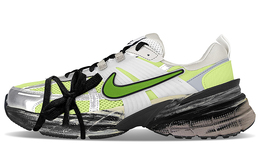 Nike: Кроссовки 