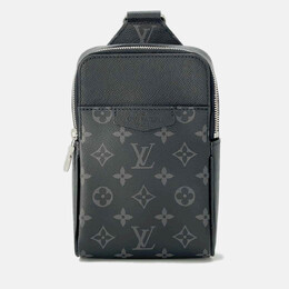 Louis Vuitton: Чёрная сумка 