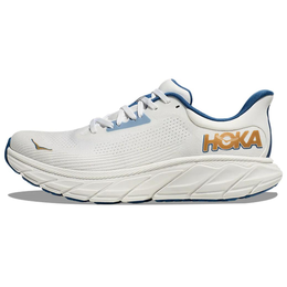 Hoka One One: Белые кроссовки 