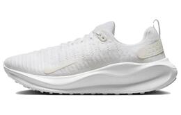 Nike: Белые кроссовки 