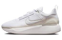 Nike: Кроссовки 