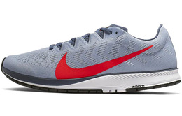 Nike: Кроссовки 