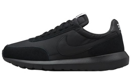 Nike: Кроссовки 