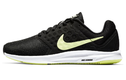 Nike: Кроссовки 