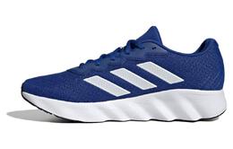 Adidas: Кроссовки 