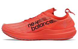 New Balance: Оранжевые кроссовки  FuelCell