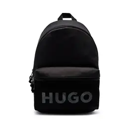 Hugo: Чёрный рюкзак 