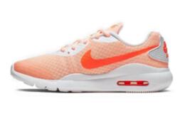 Nike: Оранжевые кроссовки  Air Max