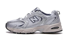 New Balance: Розовые кроссовки  530