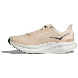 Hoka One One: Бежевые кроссовки 