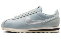 Nike: Светлые кроссовки  Cortez