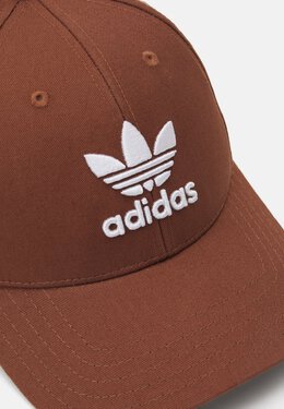 Adidas: Коричневая кепка  Originals