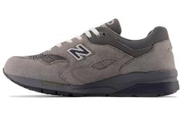 New Balance: Кроссовки 