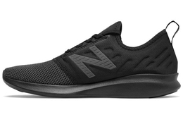 New Balance: Чёрные кроссовки 