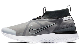 Nike: Кроссовки 