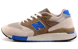 New Balance: Серые кроссовки 
