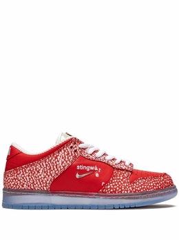 Nike: Красные кроссовки  SB Dunk Low
