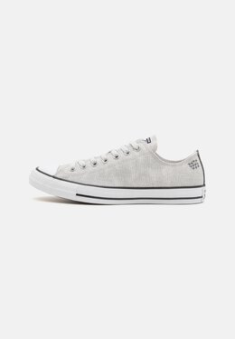 Converse: Серые кроссовки  Chuck Taylor All Star