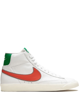 Nike: Белые кеды  Blazer Mid