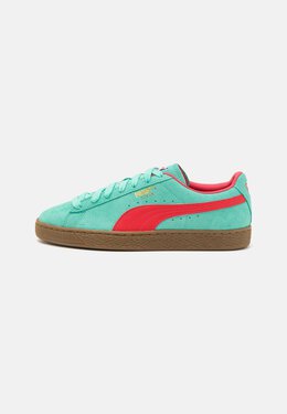 PUMA: Кроссовки  Suede