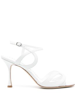Manolo Blahnik: Белые сандалии 