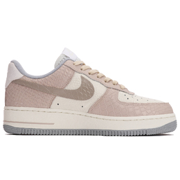 Nike: Белые кроссовки  Air Force 1