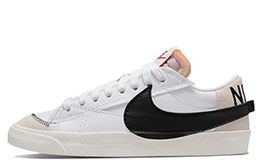 Nike: Розовые кроссовки  Blazer