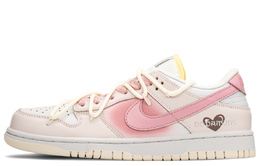 Nike: Бежевые кроссовки  Dunk